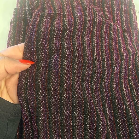 Beautiful sparkly flare pants - Picture 3 of 5